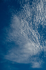 Himmel und Wolken bei Saint Goozec in Frankreich