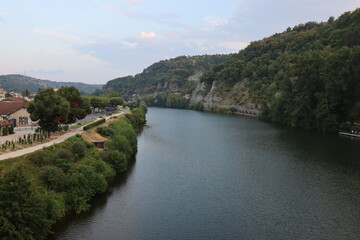 La rivière le Lot, ville de Cahors, département du Lot, France