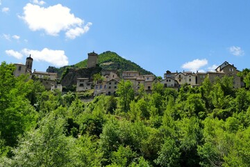 Fototapeta na wymiar Le village Le Rozier entre les gorges du Tarn et de la Jonte