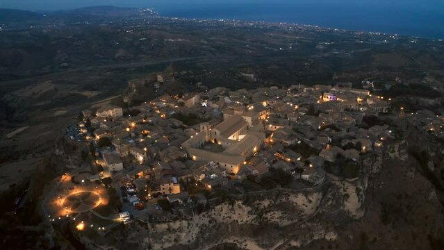  Village of Gerace by night 