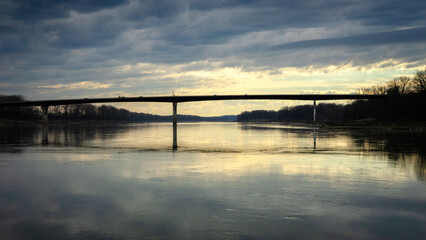 Obraz premium sunset over the river