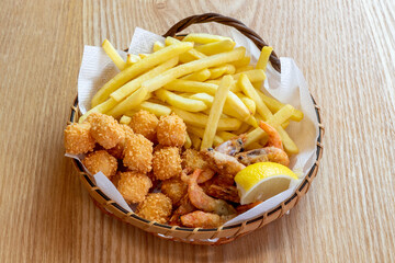 おつまみ盛り合わせ