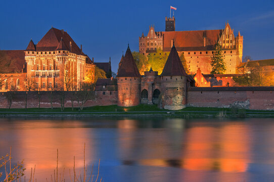 Nogat 이미지 찾아보기 2,492 스톡 사진, 벡터 및 비디오 Adobe Stock