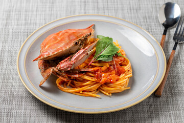 ワタリガニのトマトパスタ