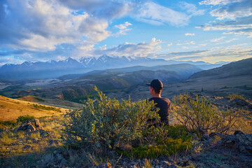 Fototapeta na wymiar Altai mountains at sunset