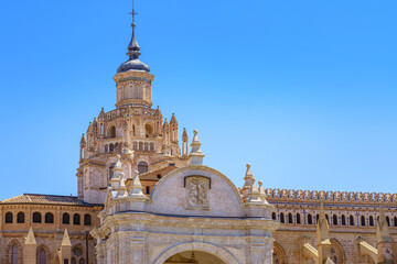 Fototapeta premium View of the upper part of the cathedral of Tarazona with its mudejar style dome