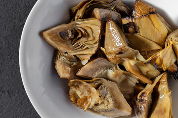 Pickled artichokes