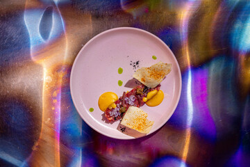 Salmon tartare with lavash chips