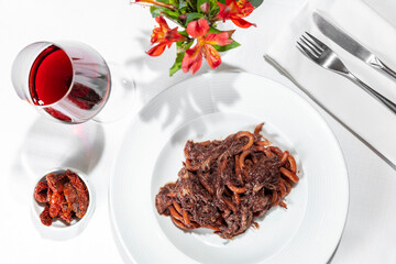 Pasta Bucatini with duck fillet