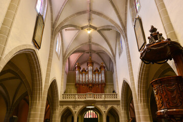 Innenansicht der Kirche Sankt Martin von Vevey, Kanton Waadt (Schweiz)