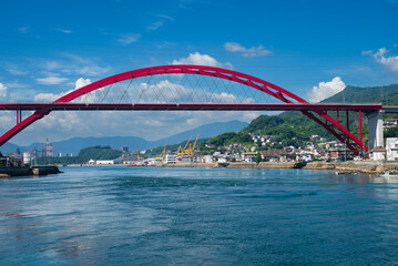 音戸の瀬戸を渡る第二音戸大橋