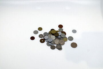 각양각색의 세계의 동전들