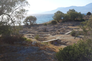 village de crète , vieux temple en ruine