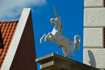 unicorn on the corner of a house © Dirk