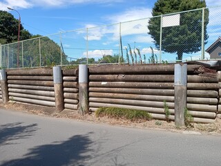 電柱の再利用 Reuse of utility poles