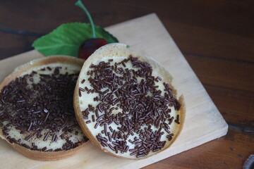 mini martabak cake with chocolate meses topping