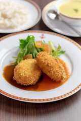 コロッケ定食