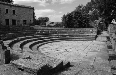 Teatro romano a Sepino (CB, Italia) -
Roman theatre in Sepinum (Italy)