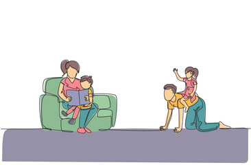 One continuous line drawing of young play with daughter while mother sitting on sofa and reading book to son. Happy family parenting concept. Dynamic single line draw design vector illustration