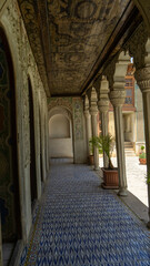 Fototapeta na wymiar Iranian patio columns in Shiraz