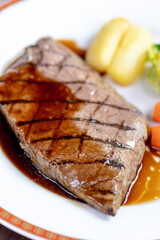 牛ロースのステーキ