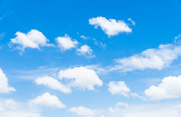 Fototapeta premium Clear blue sky and white clouds for background, summer background