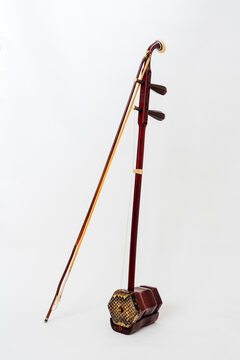 Erhu : Chinese two-stringed bowed musical instrument