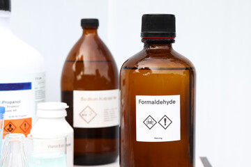 Obraz na płótnie Canvas Formaldehyde in bottle, chemical in the laboratory