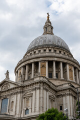 Fototapeta na wymiar London, England: St Paul's Cathedral is an Anglican cathedral in London and is the seat of the Bishop of London