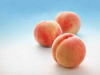 桃　　スタジオ撮影　　イメージ