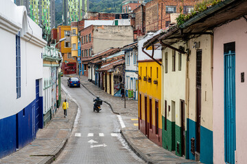 Fototapeta na wymiar colorful street of la candelaria district in bogota, colombia