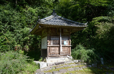 Fototapeta premium 桑実寺 地蔵堂 滋賀県近江八幡市安土町