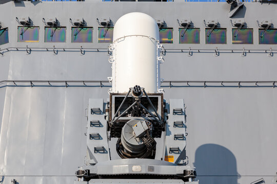 海上自衛隊 護衛艦の艦載兵器 CIWS 2012年10月（横浜・神奈川）