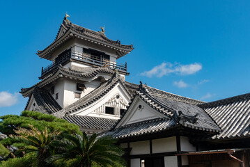 秋晴れの高知城