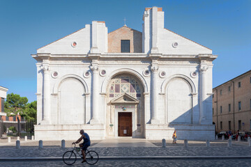 Rimini. Facciata del Tempio Malatestiano. Leon Battista Alberti