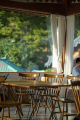 카페 인테리어 의자 책상