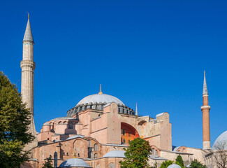 Fototapeta na wymiar Hagia Sophia and blue sky