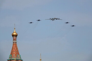 SU-35S fighters and Tu-95 
