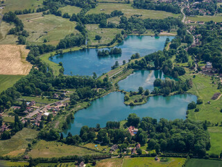 vue aérienne d'un lac à Saint Germain-sur-Avre dans l'Eure en France