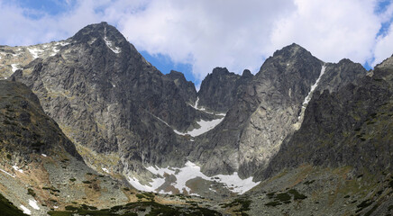 Fototapeta na wymiar Vysokie Tatra Mountains in Slovakia