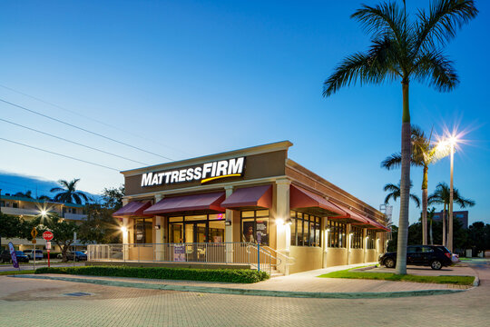 Night Photo Mattress Firm Hallandale Beach FL