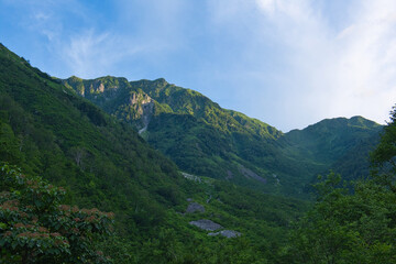 Fototapeta na wymiar 小池新道からの山並みの風景