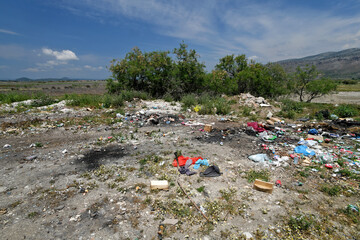 Pollution - Wild Dump in Missolonghi (Greece) // Umweltverschmutzung - Wild Müllkippe in Mesolongi...