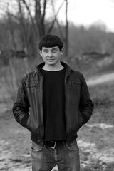 Outdoors portrait of a man in black and white