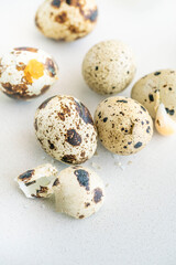 Obraz premium boiled quail eggs on white background