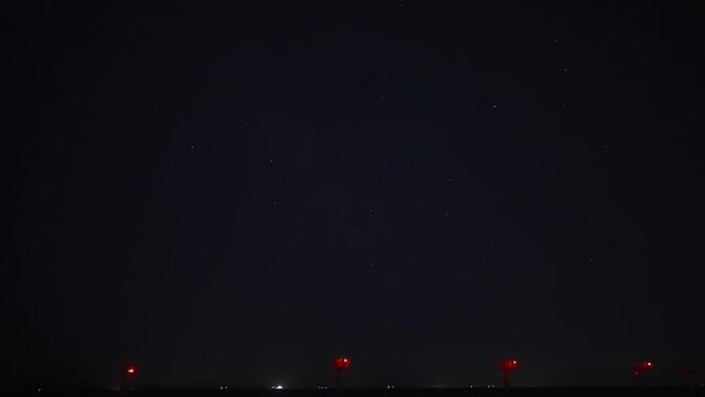 山口宇部空港から見たさそり座と海上誘導灯