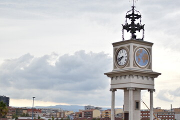 Torre reloj puerto de tarragona 