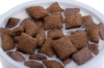 dry breakfast pads with milk