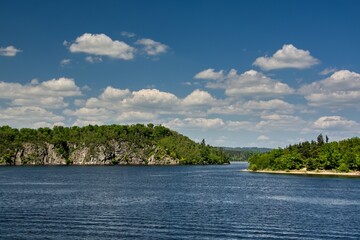 Fototapeta na wymiar view at the dam Orlík