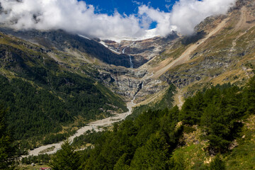 The Valnontey and the glacial amphitheater placed at the top of the valley with some of the most famous peaks of the Gran Paradiso Park